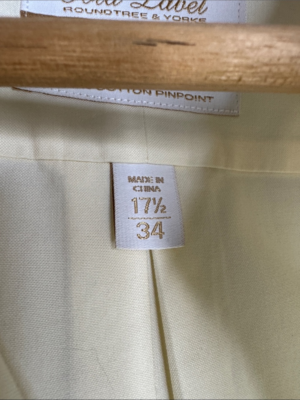 Roundtree & Yorke Gold Label Classic Light Yellow Dress Shirt Men's Size 17 1/2 - Picture 4 of 12